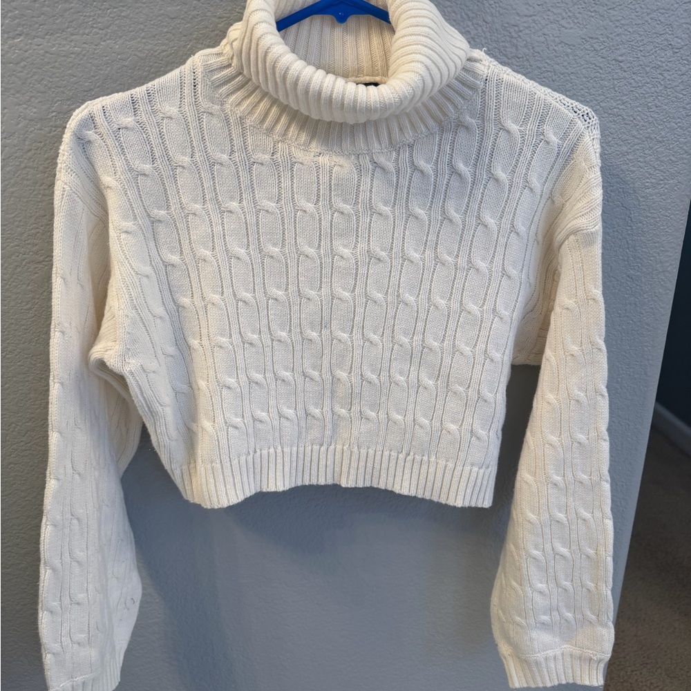 Ambiance White Cable Knit Turtleneck Sweater